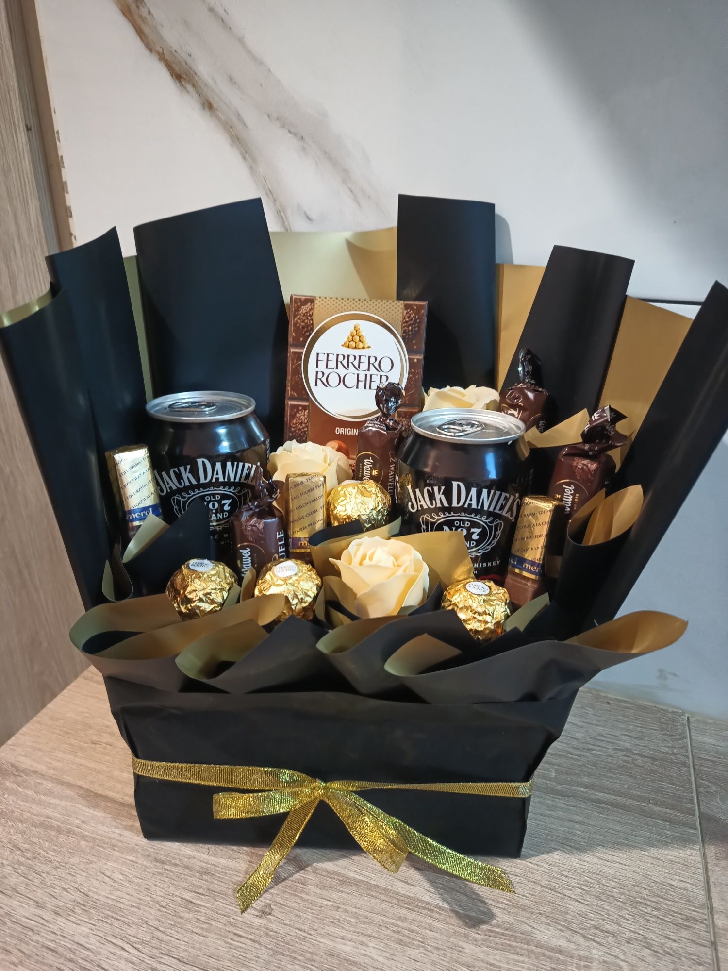 Box ze słodyczy dla Niego Słodki box na każdą okazję