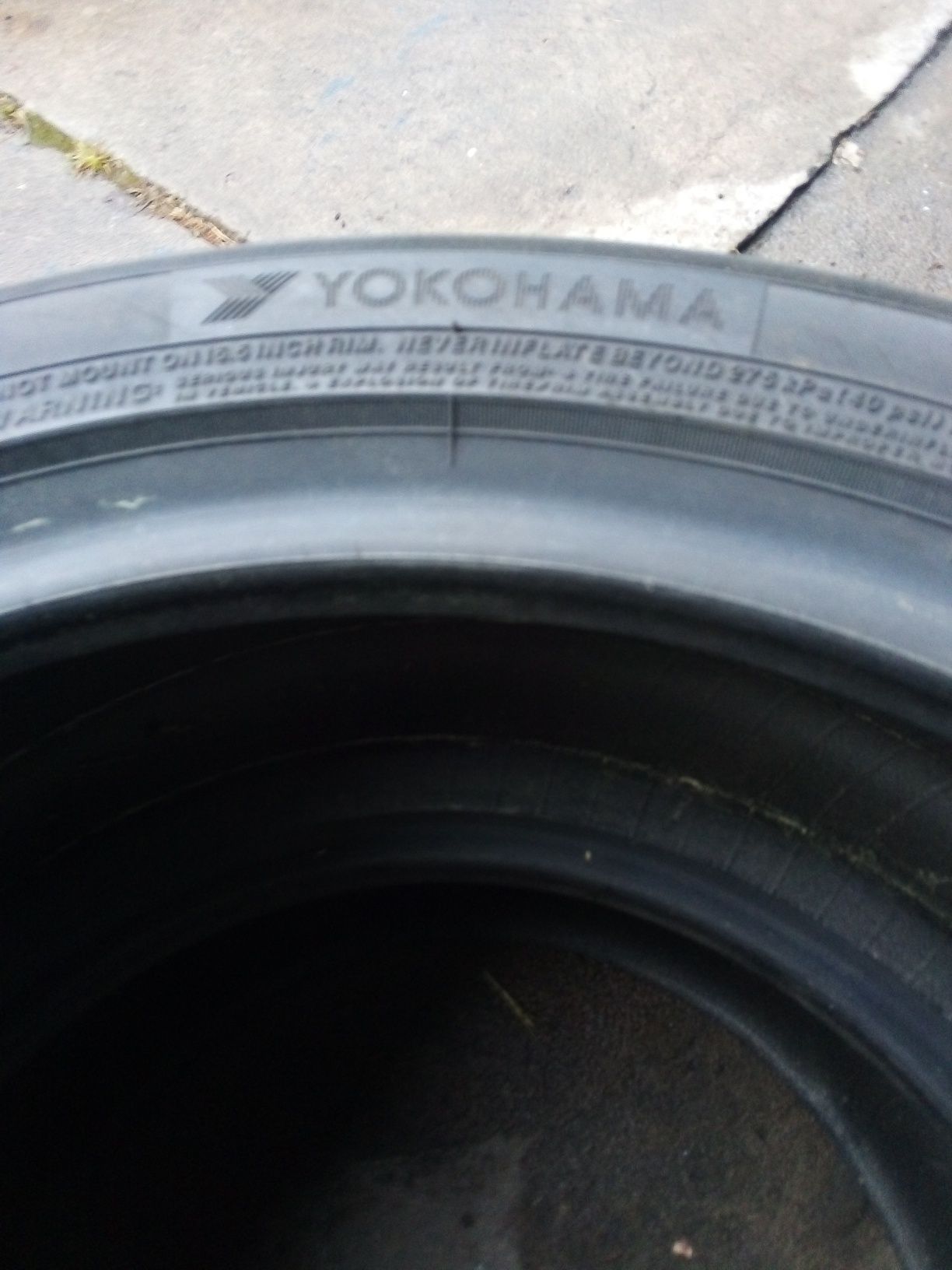 Opony nie używane  letnie cena za 2 szt. Yokohama 185/50r16