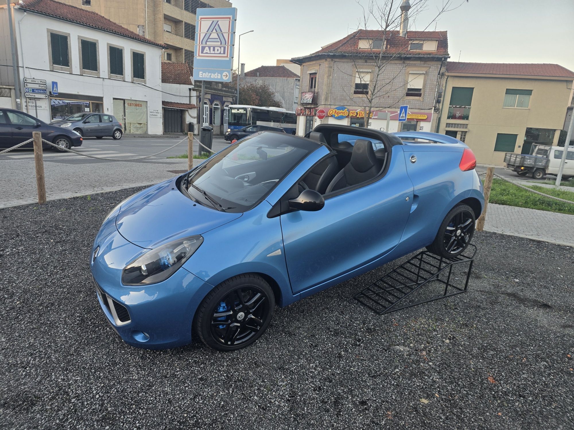 Renault wind 1.2cc cabriolet