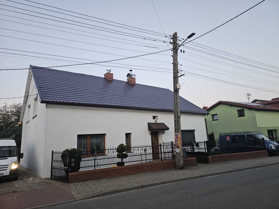 Usługi Dekarskie - Montaż i Demontaż oraz Naprawy Dachu i Rynien