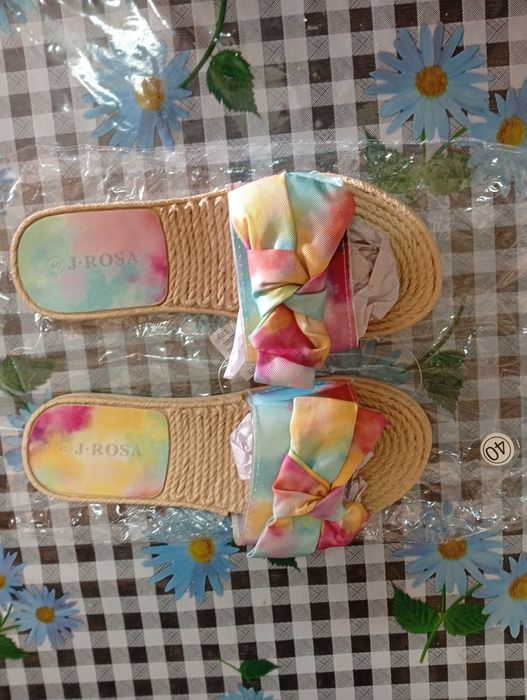 Sandálias senhora novas