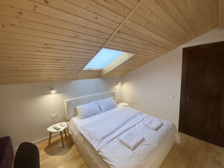 Апартаменти всі номера з кондиціонером, нові після ремонту, з кухнею.