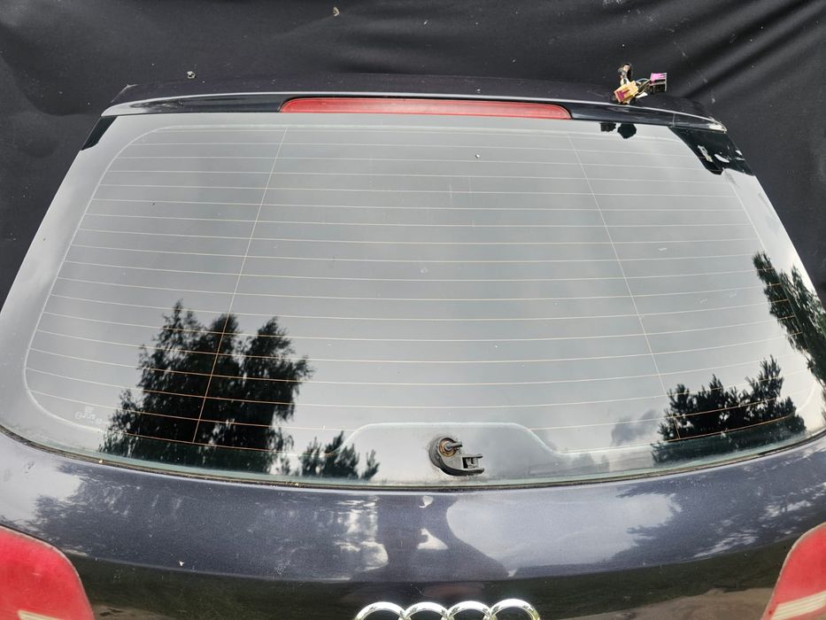 Klapa bagażnika tył tylna Audi A6 C6 Kombi Avant LZ7Q Led