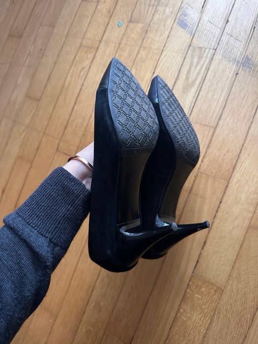 Туфлі жіночі замшеві з лаковою вставкою