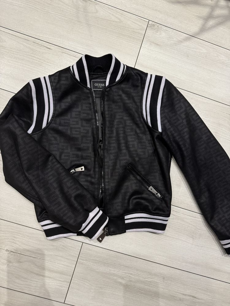 Бомбер guess оригинал