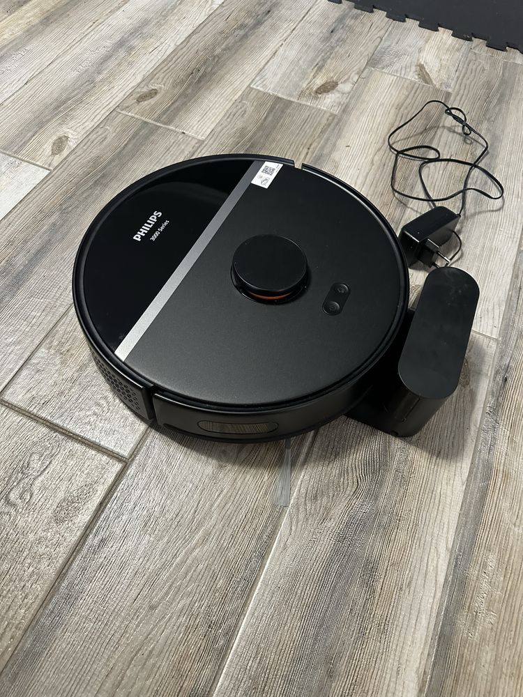 Робот пилосос Philips homerun 3000