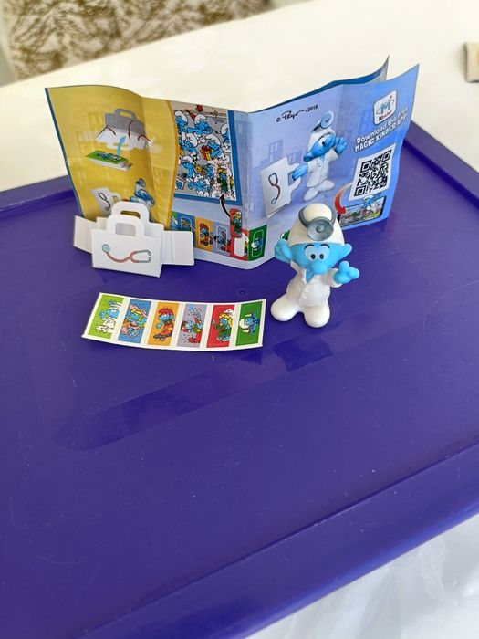 Brindes de ovos Kinder