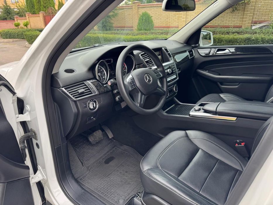 Mercedes-Benz ML 2014