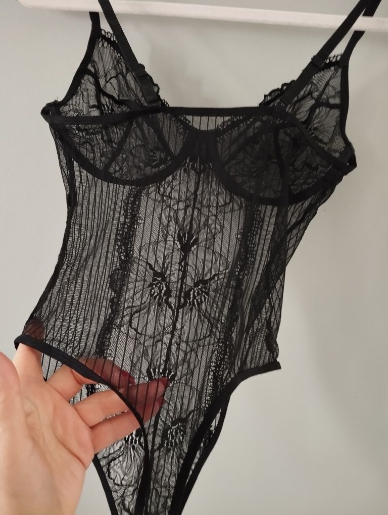 Intimissimi czarne koronkowe body stringi 36 S