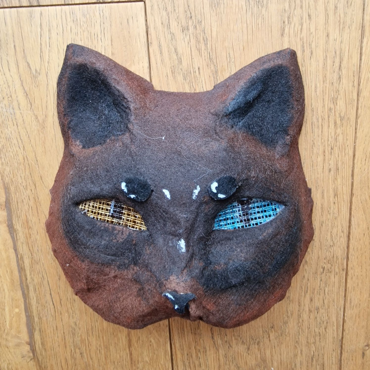 Maska therian handmade kot brązowy