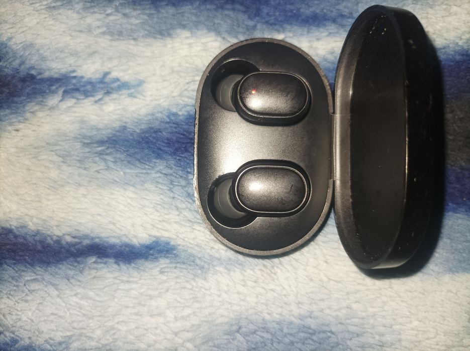 Продаю навушники, в нормальному стані