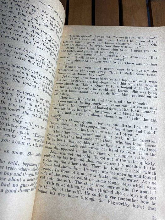 Книга Lorna Doone - R. Blackmore