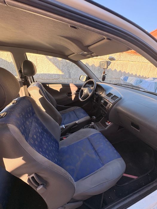 Seat Ibiza 5 lugares e 3 portas