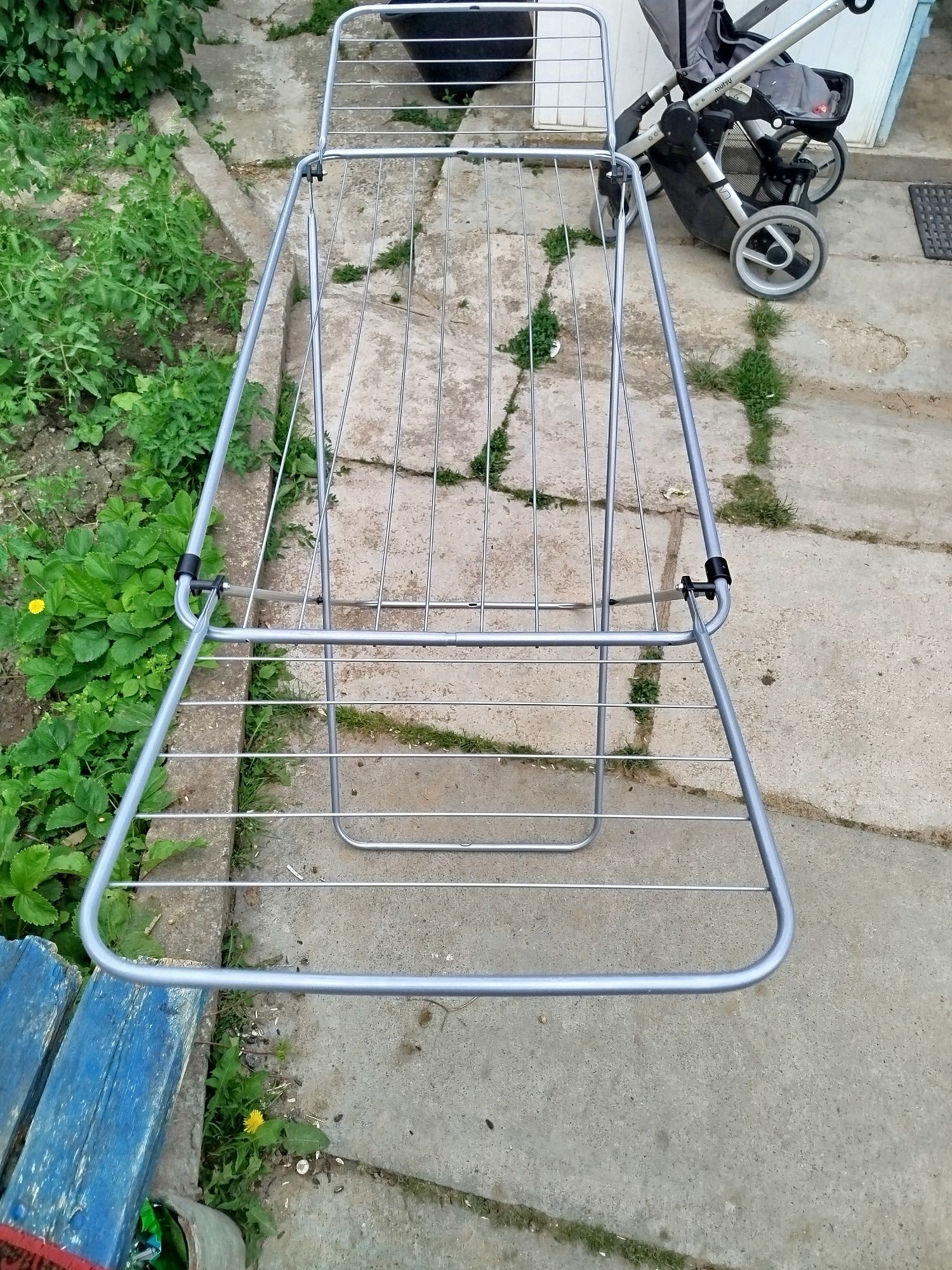 Продам сушилку для белья