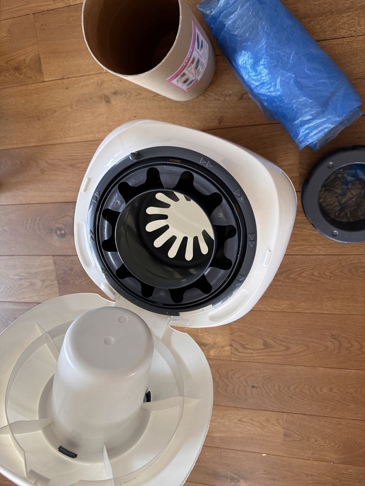 Tommee Tippee kosz na pieluchy + worki
