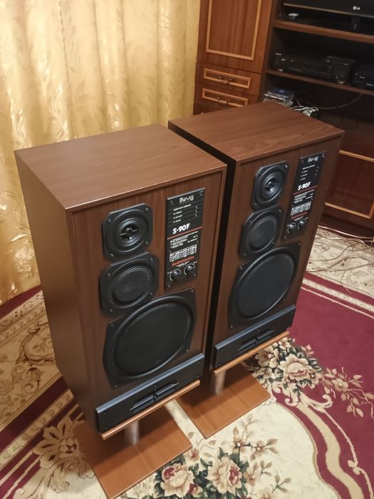 "S90F Radiotehnika Hi-Fi" 8ом