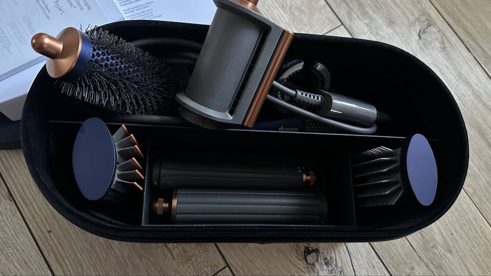 Styler Dyson з насадками 6 штук для догляду за волоссям