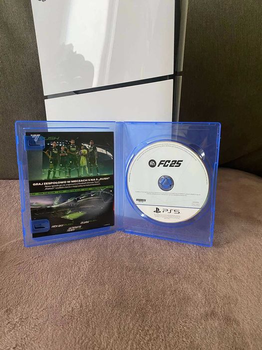 Ps 5 slim + 2 pady