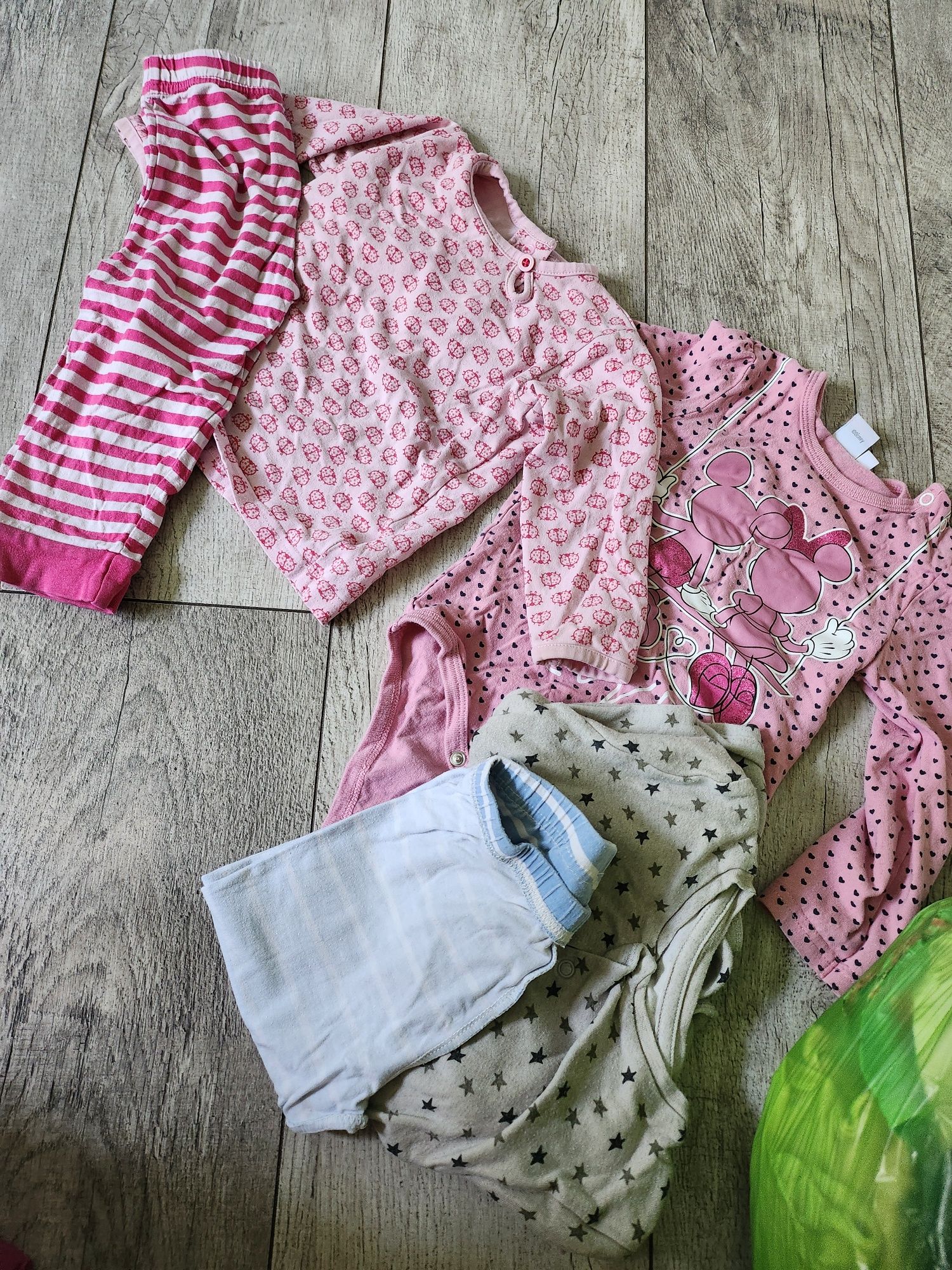 Paka ubrań, dziewczynka 86