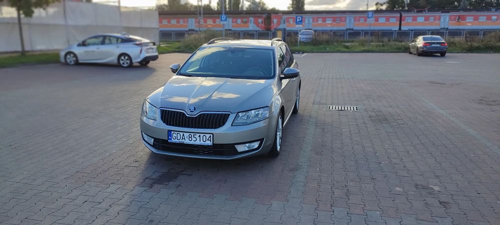 Skoda Octavia DSG Salon Polska
