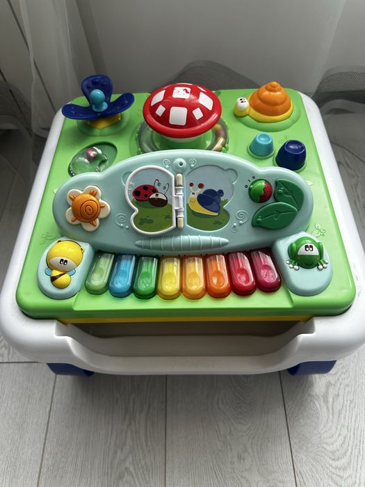 Музичний ігровий столик Chicco