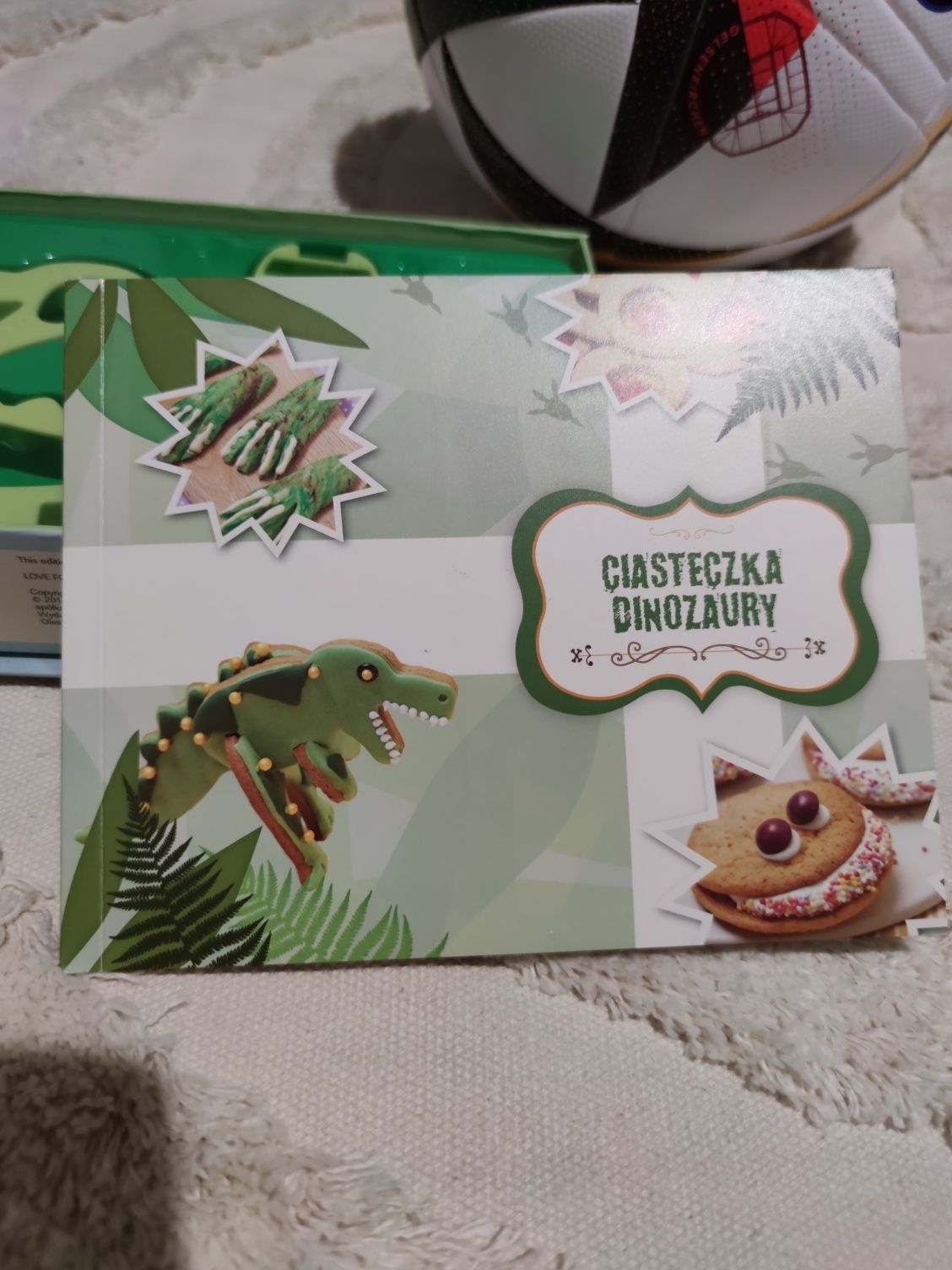 Dinozaury ciasteczka 3d foremka t-rex książka kucharska