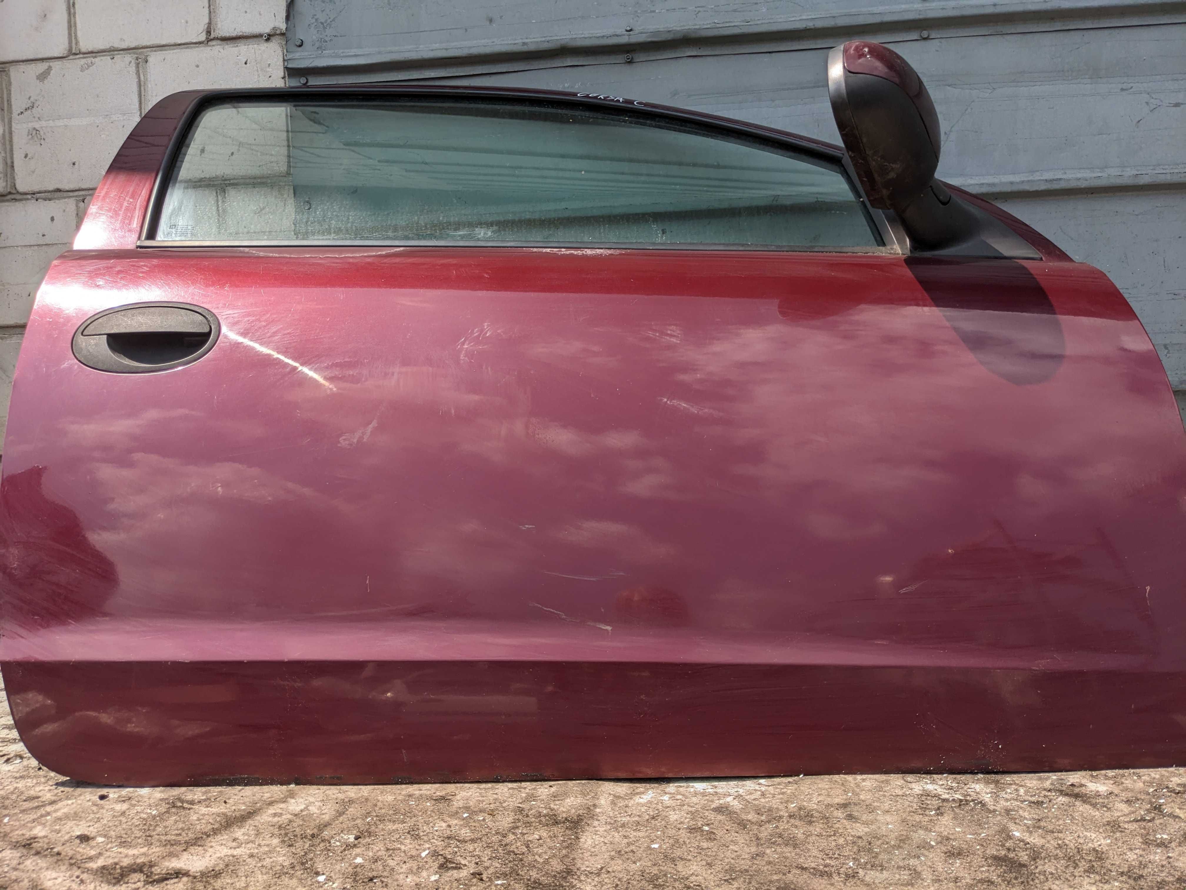 Opel Corsa C 3D Drzwi Prawe Przednie Prawy Przód PP