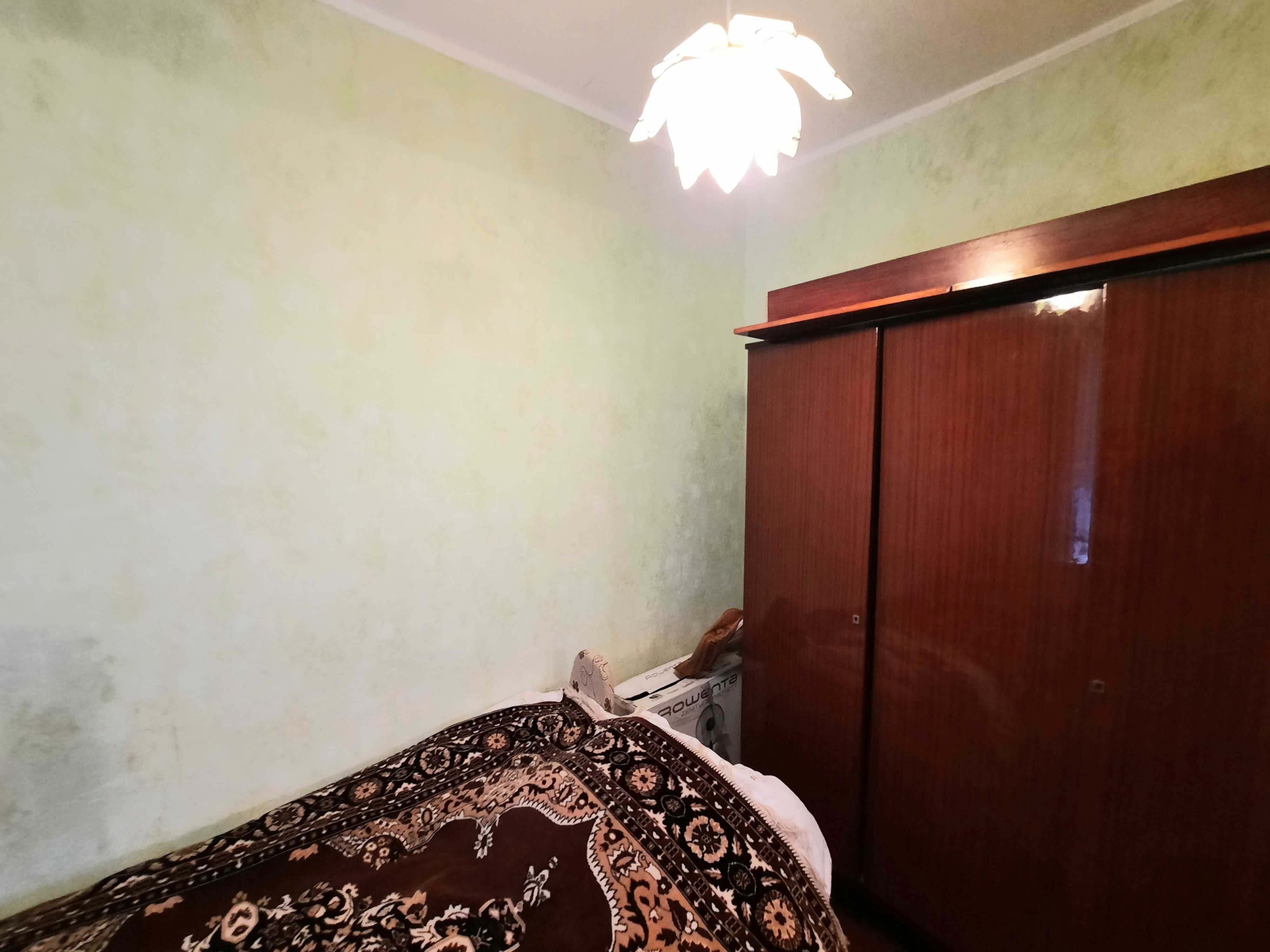 ПРОДАЖ 1/2 частини будинку в районі школи № 35 (М)