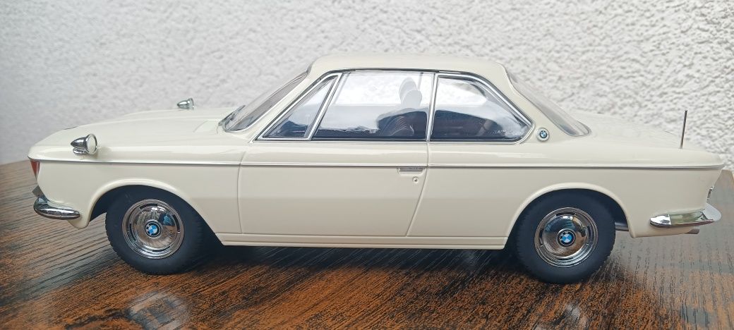 BMW 2000 CS KK-Scale