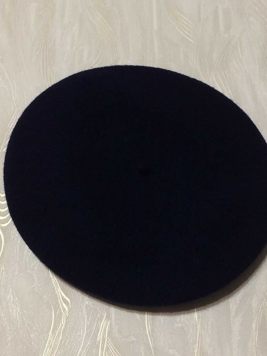 Шерстяний берет темно-фіолетового кольору, р.56-58