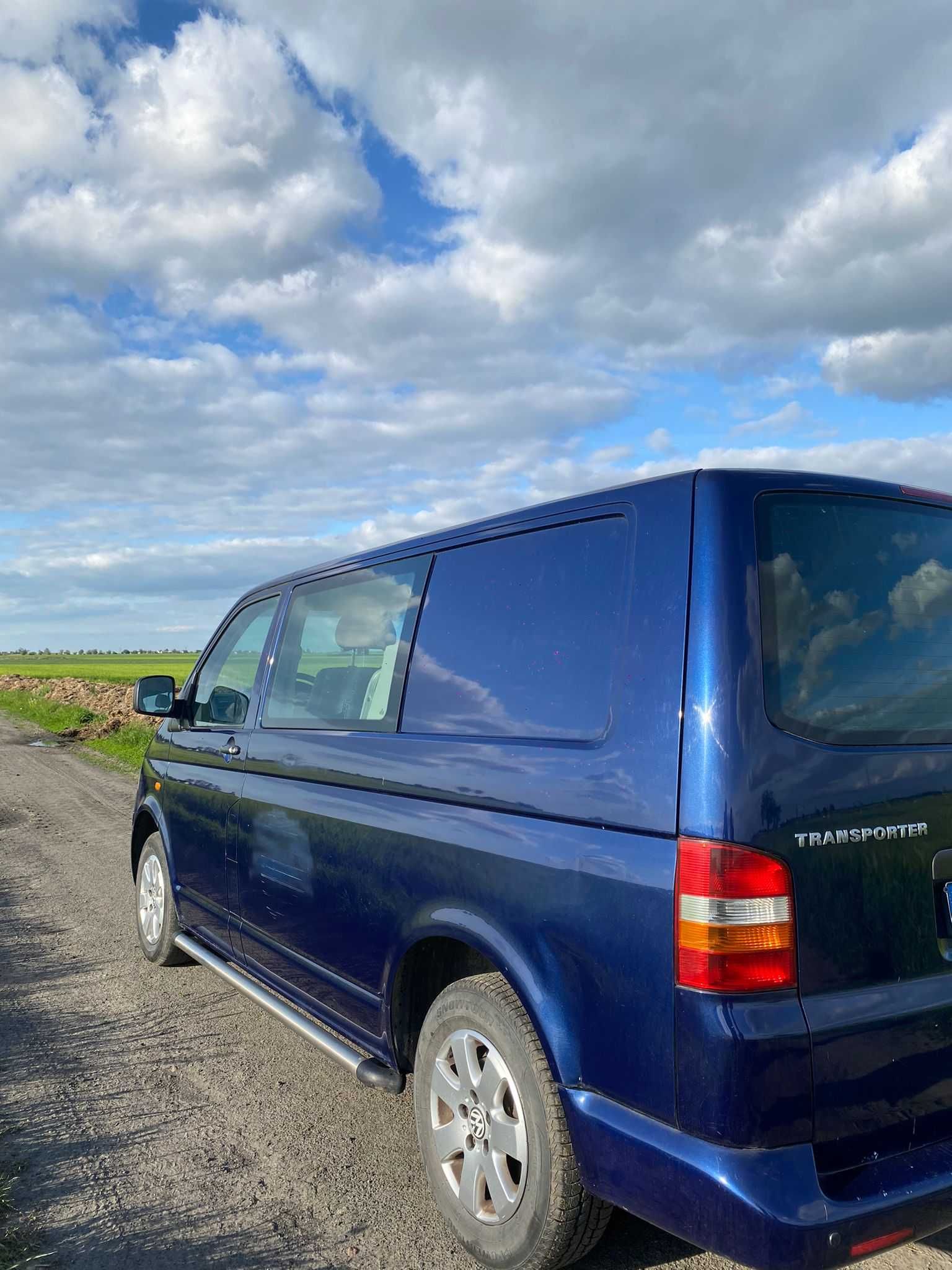 Volkswagen Transporter T5 5 osobowy