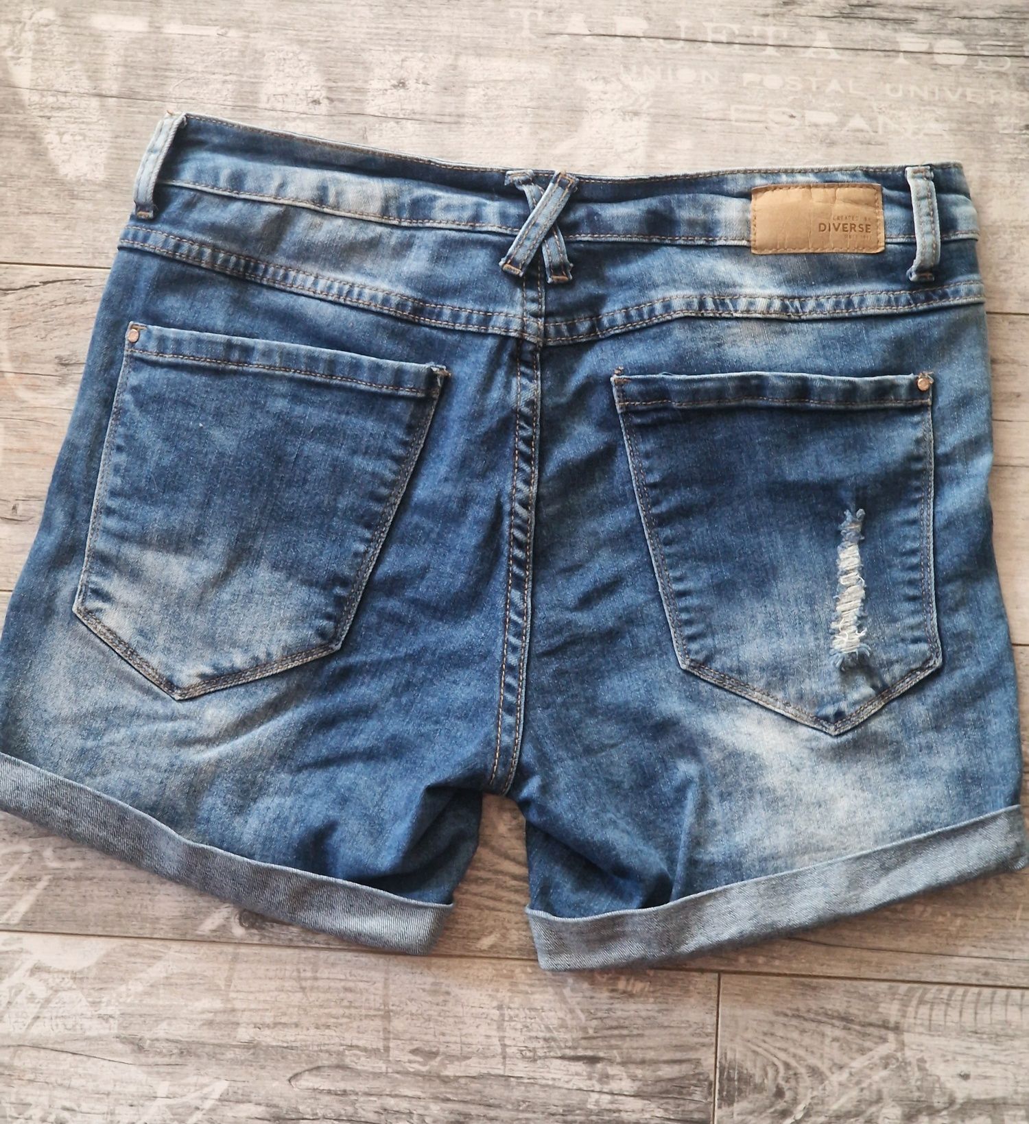 Spodenki szorty jeans Diverse S