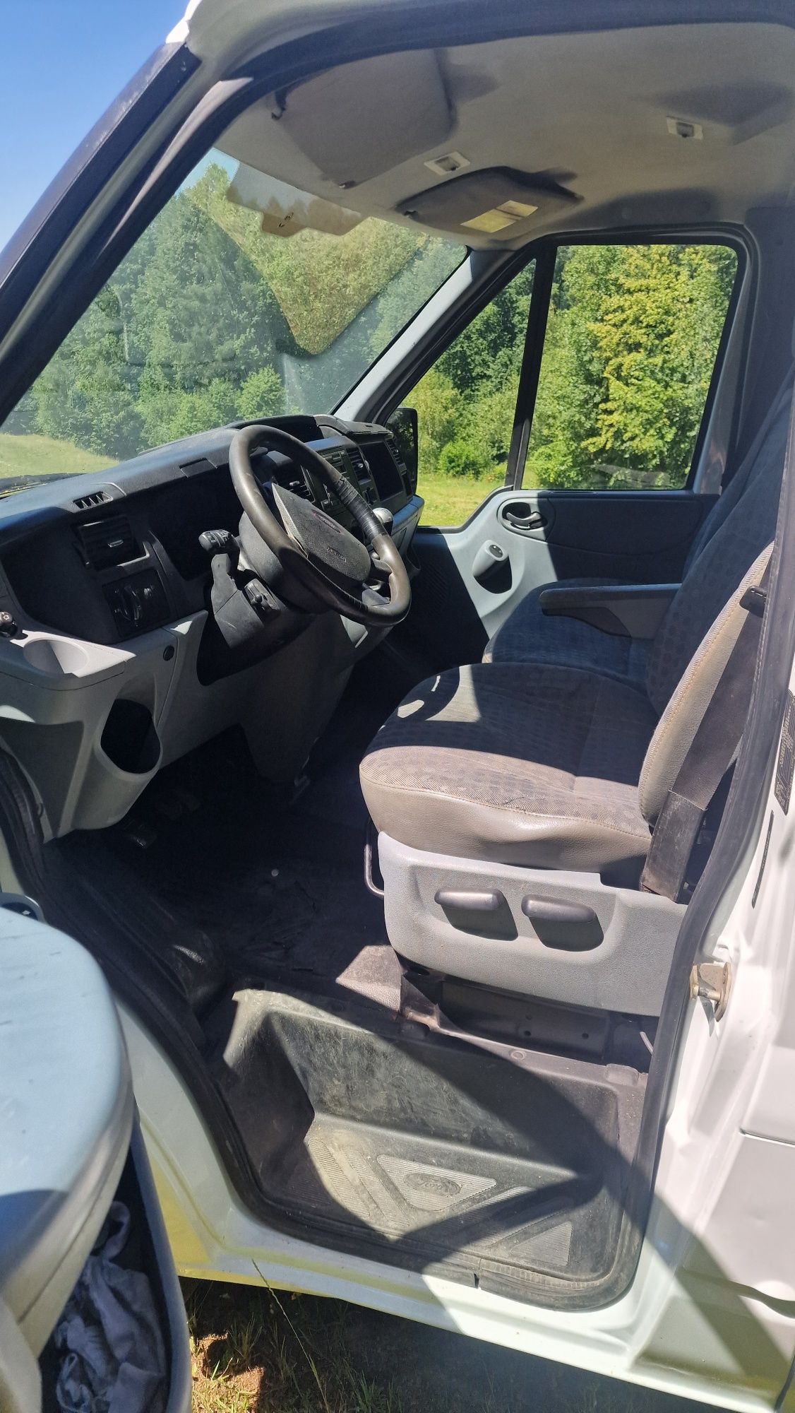 Wynajem Bus-Wywrotka-Bryhadówka 7-osobowa transport