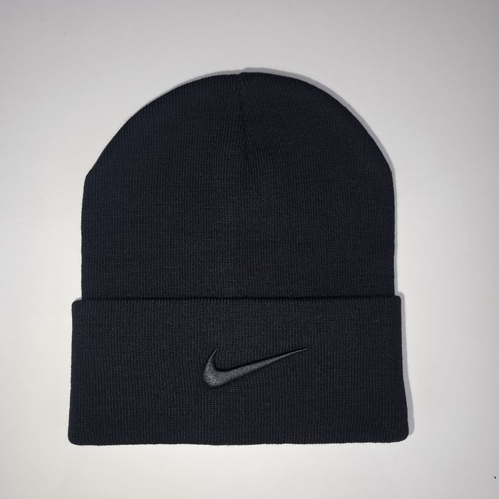 Зимова шапка Nike