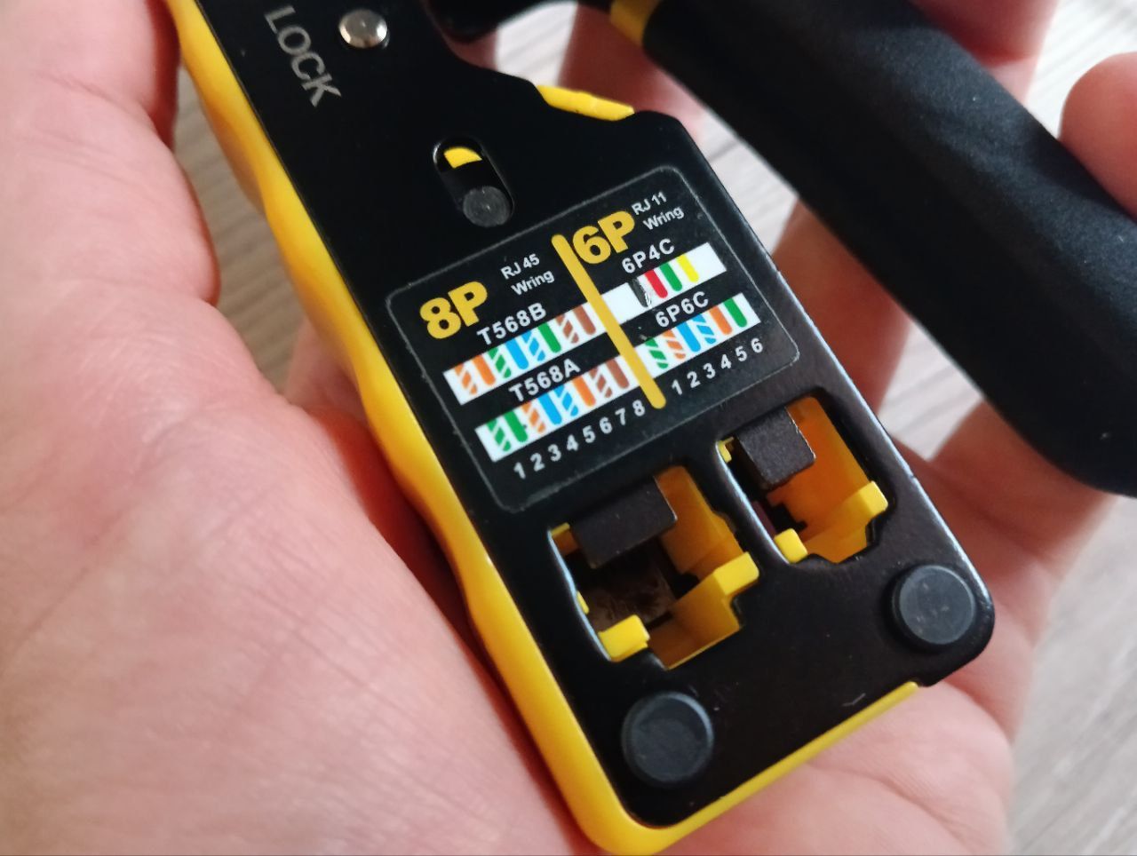 Zaciskarka przelotowa do RJ45 i RJ12 Ampcom