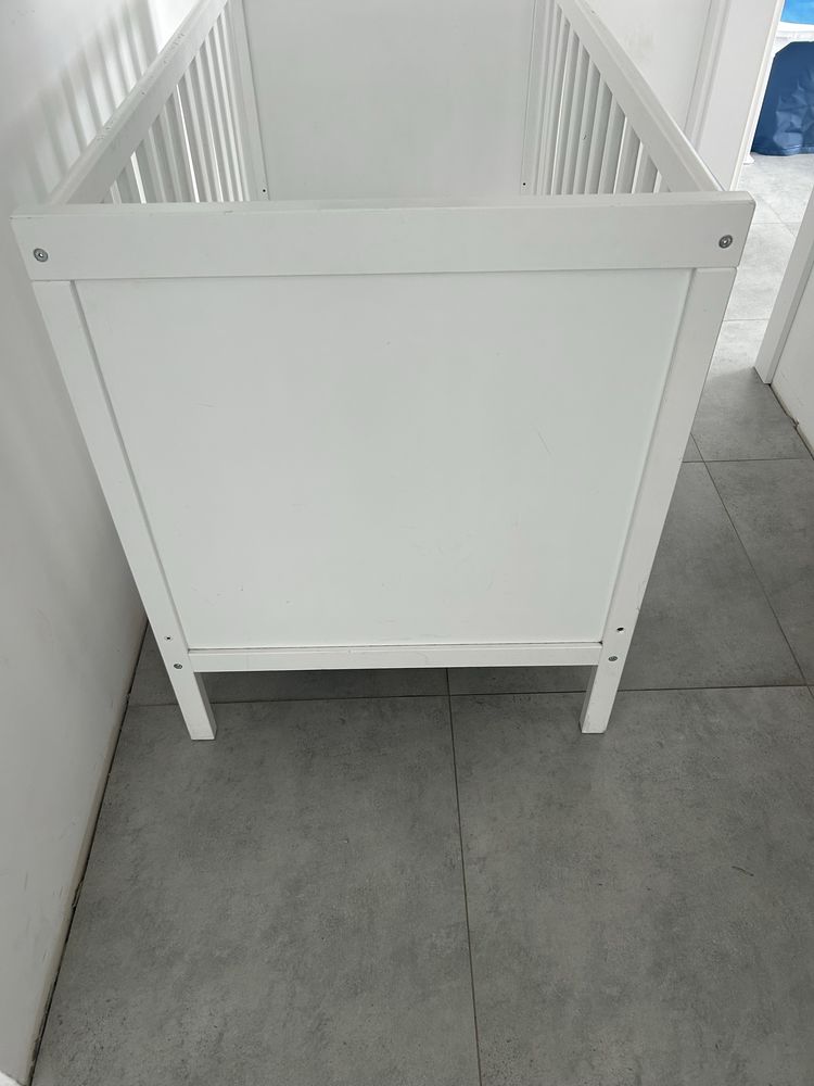 Łóżeczko dziecięce 120x60