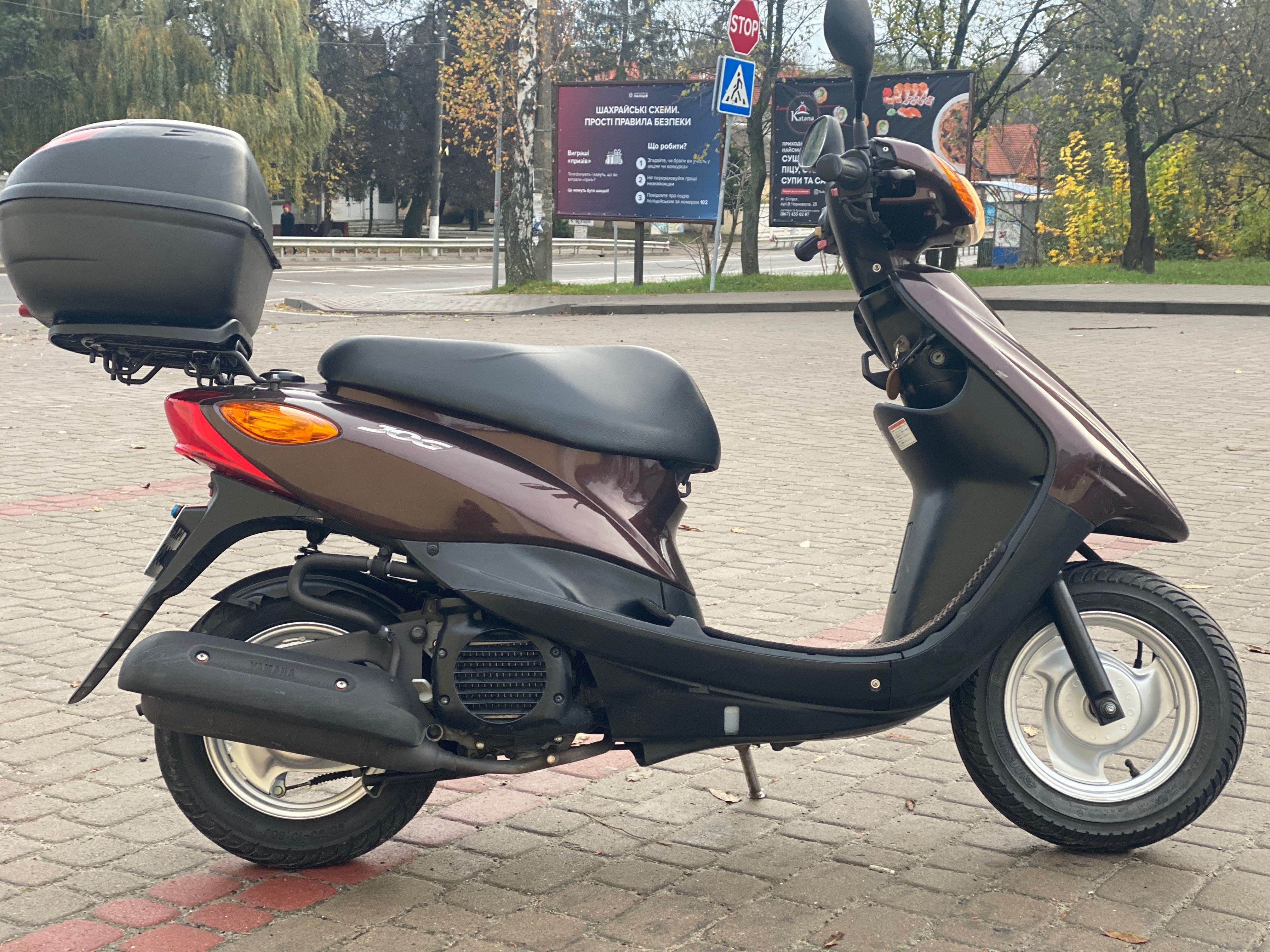 Продам скутер Yamaha Jog