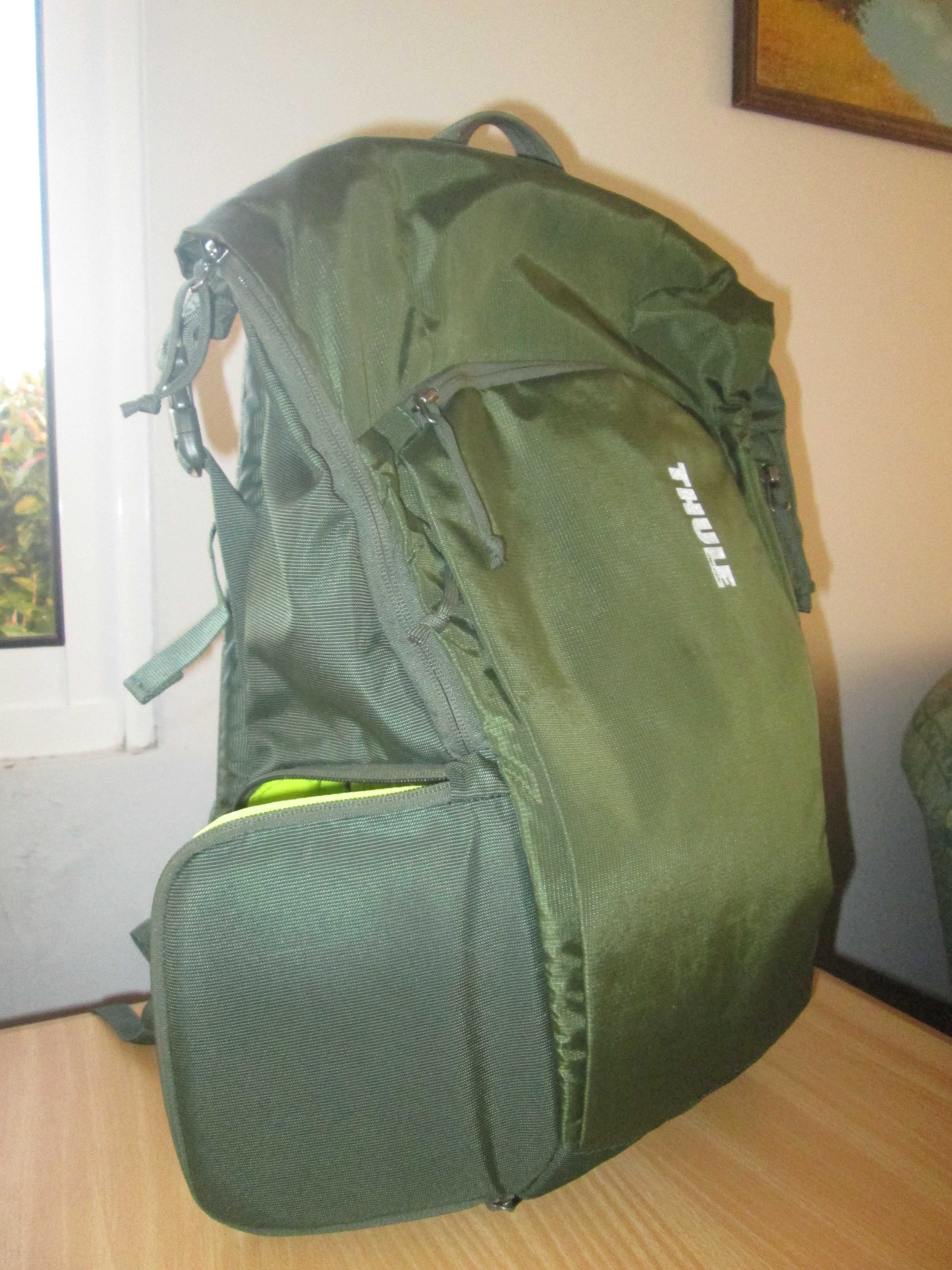 Thule EnRoute Camera Backpack 25L - Dark Forest