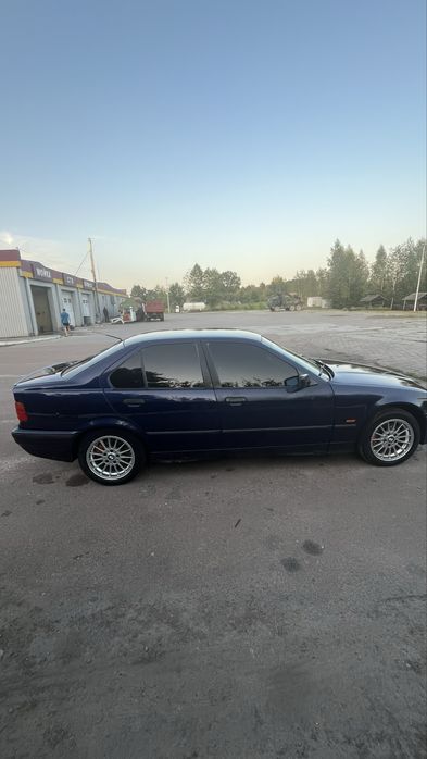 Продам BMW E36 деталі за номером