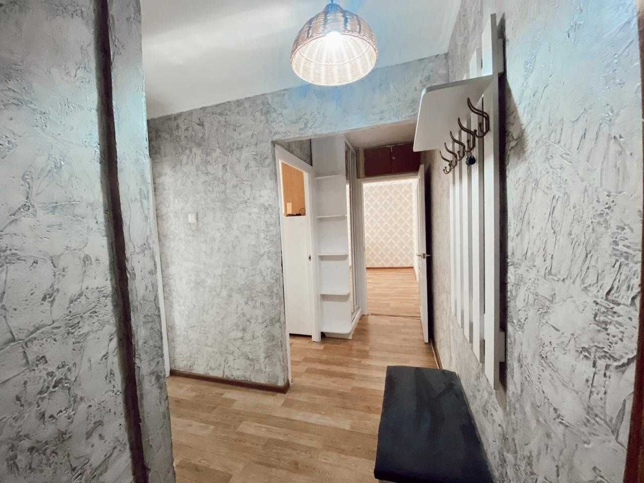 Продам 3к квартиру возле метро Гагарина