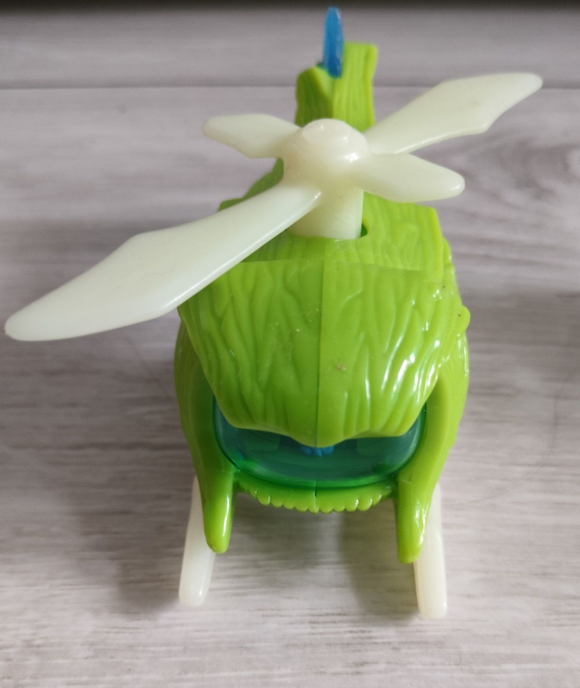 Samochody i helikopter