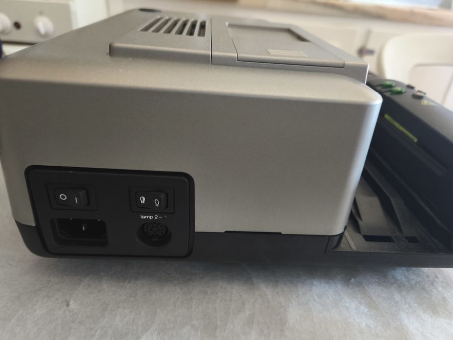 Projector slides Leica pradovit P600 IR