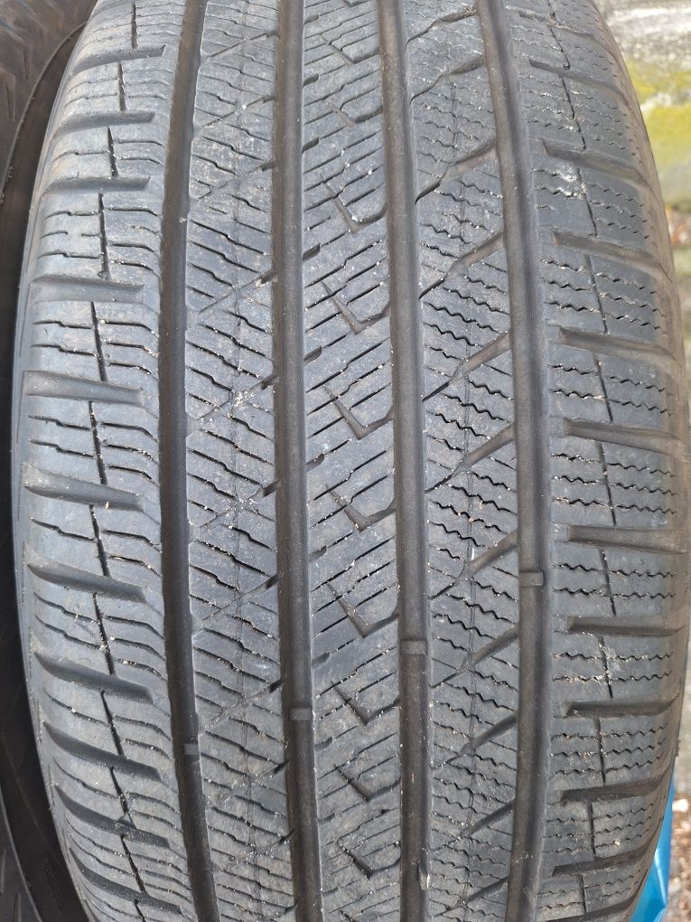225/60R17 Vredestein Całoroczne 2szt. Stan bdb/dbr.