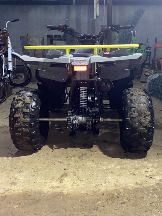 Продам квадроцикл 125 куб  Hammer хороший стан треба гроші