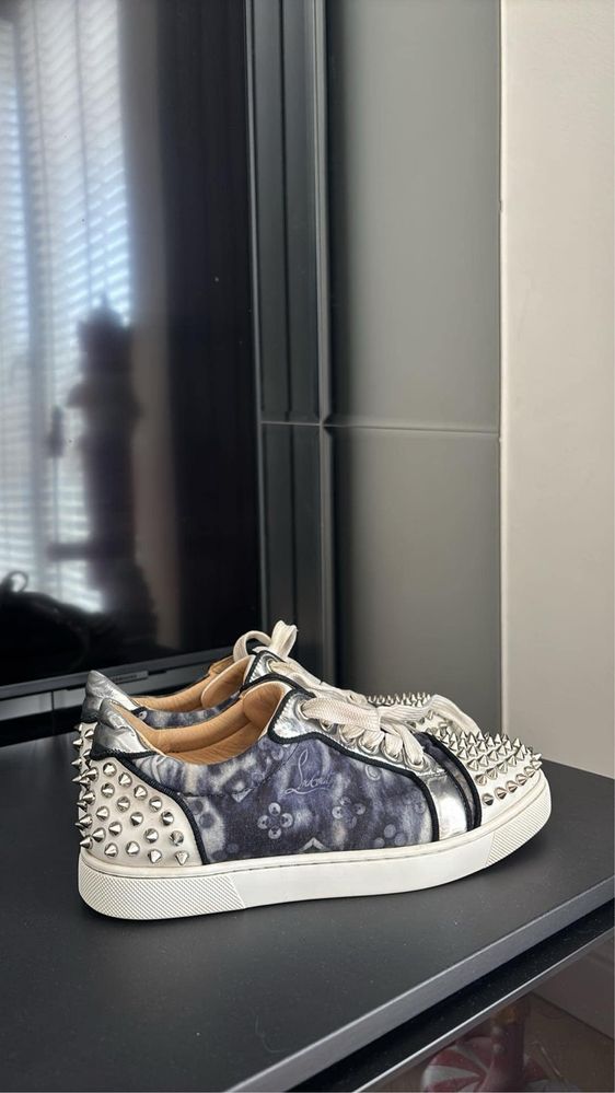 christian louboutin buty