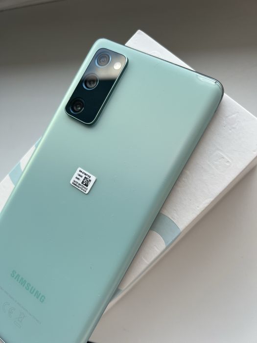 Samsung galaxy s20 fe mint