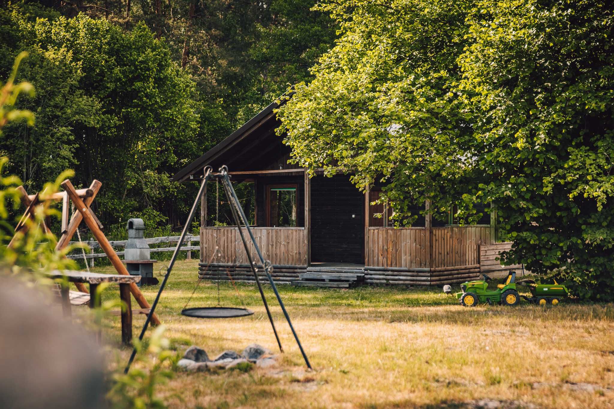 domek domki do wynajęcia jezioro Wielewskie łódka Kaszuby