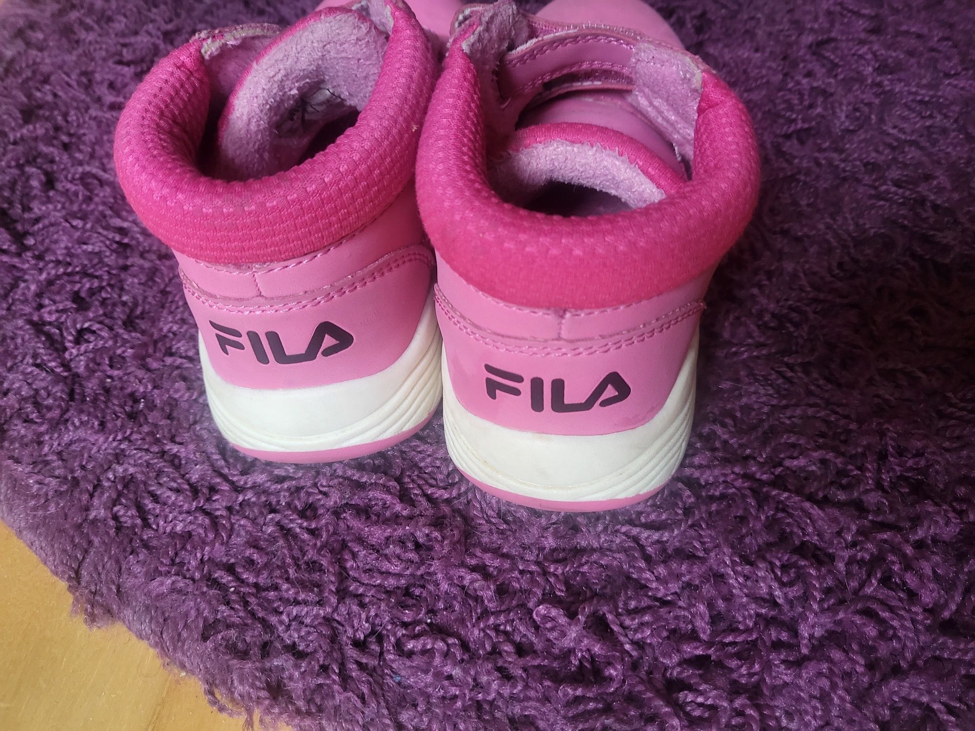 buty na wiosnę FILA  dla dziewczynki rozmiar 30