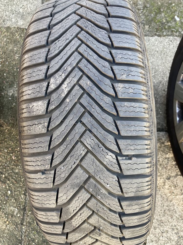 Opony zimowe z felgami michelin plus felgi audi 225/55 R16