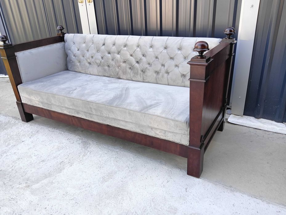 Kanapa sofa antyk po renowacji